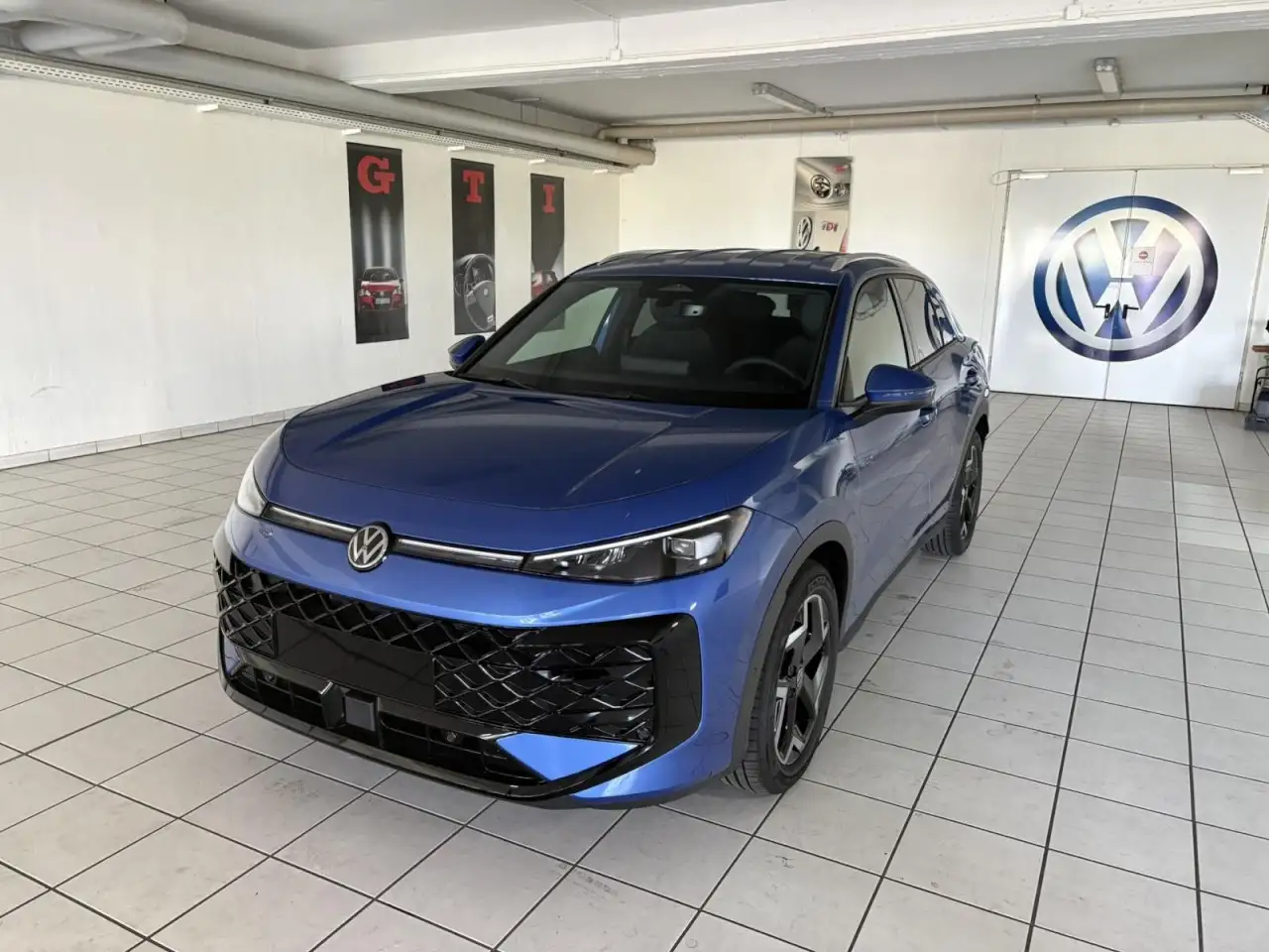 Volkswagen T-Roc 1.5 eTSI 110 kW R-Line Klima Rückfahrkamera 2