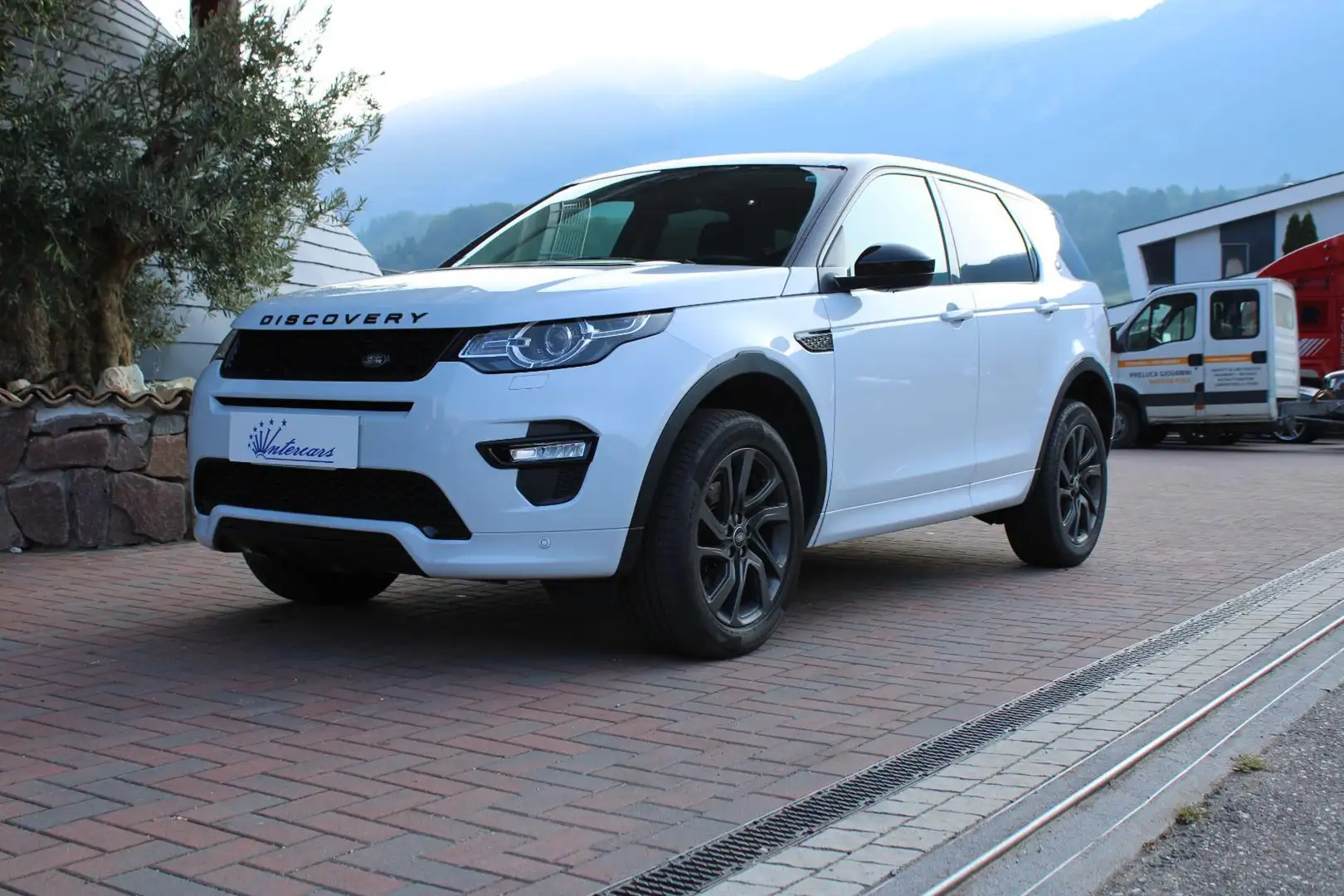 Land Rover Discovery Sport 2.0 TD4 180cv SE DYNAMIC *VINCOLOFINANZIAMENTO* Fehér - 1