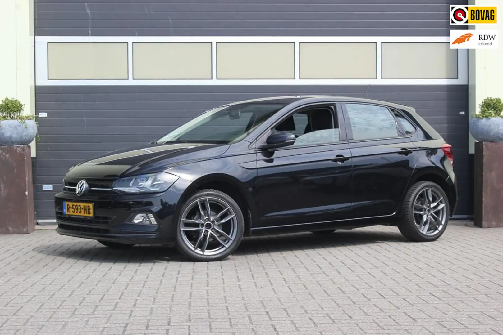 Volkswagen Polo 1.0 TSI Comfortline Business | Automaat | Bluetoot Zwart - 1