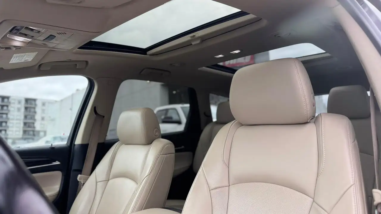 Buick Enclave снимка Buick Enclave