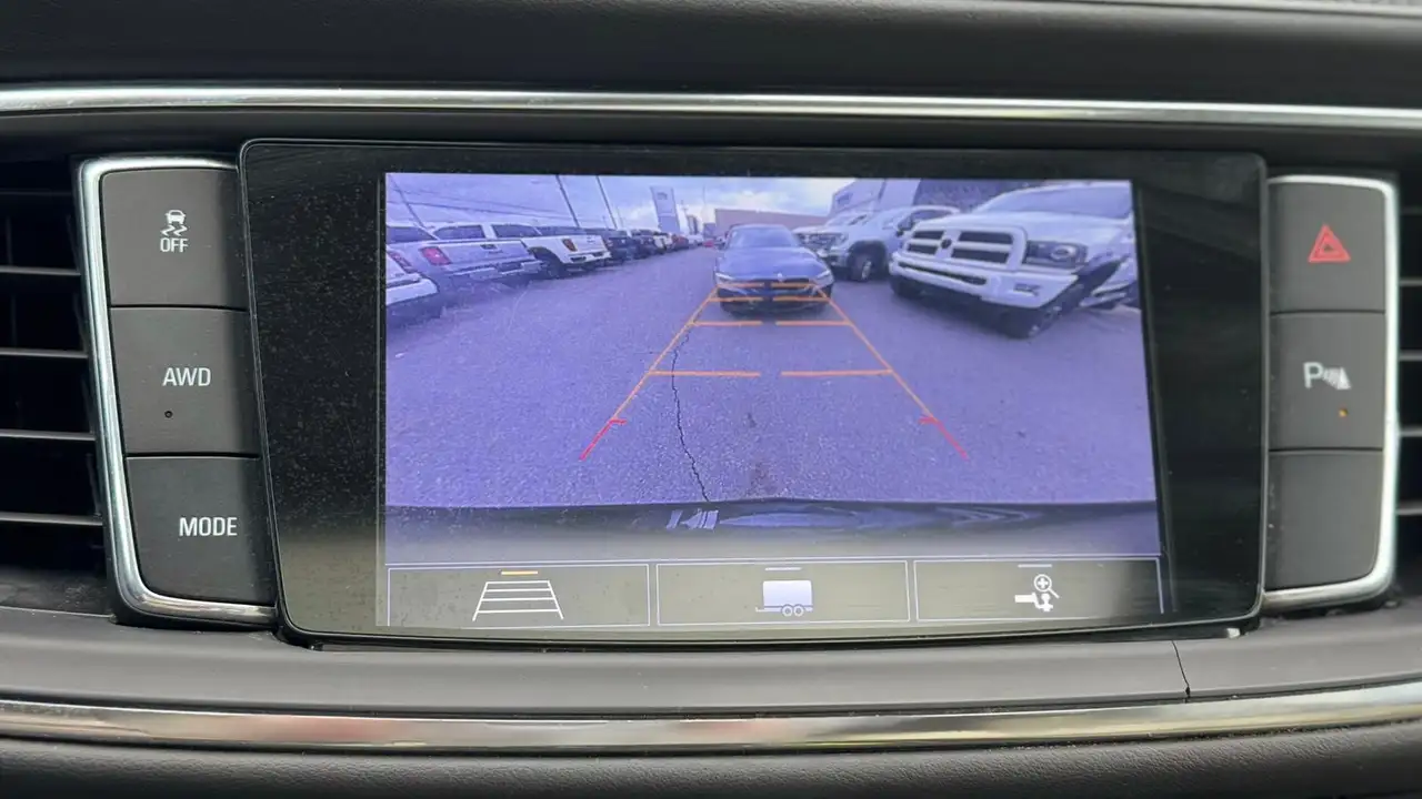 Buick Enclave снимка Buick Enclave