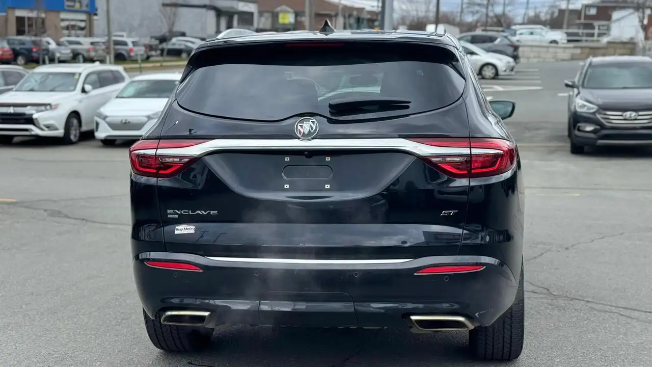 Buick Enclave снимка Buick Enclave