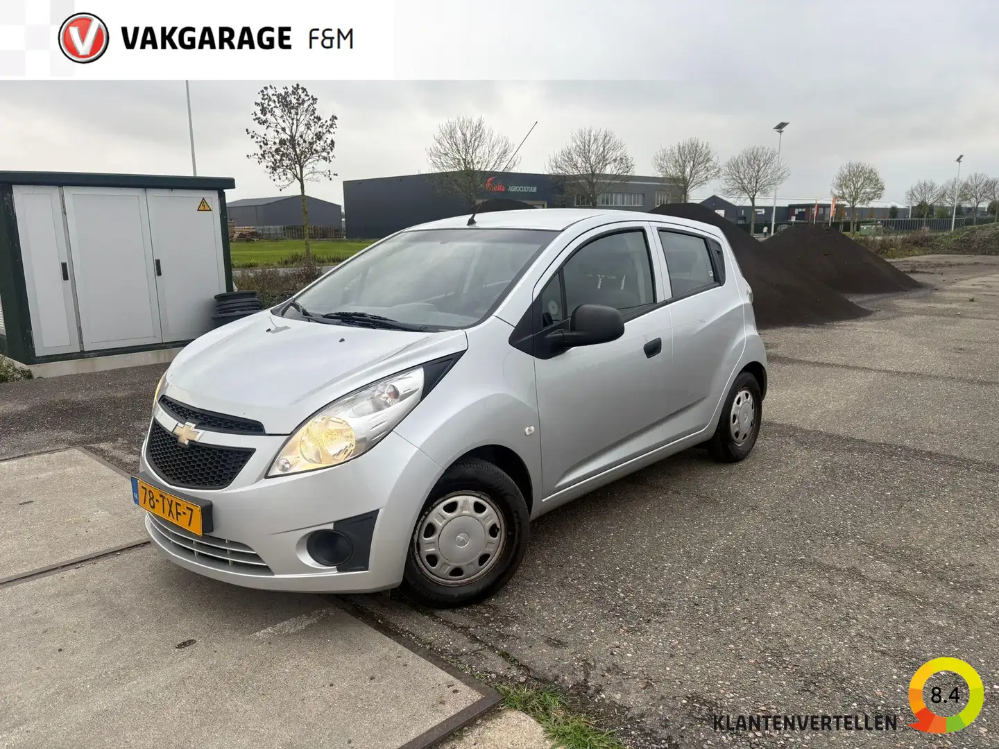 Chevrolet Spark 1.0 16V LS Bi-Fuel Grau - 1