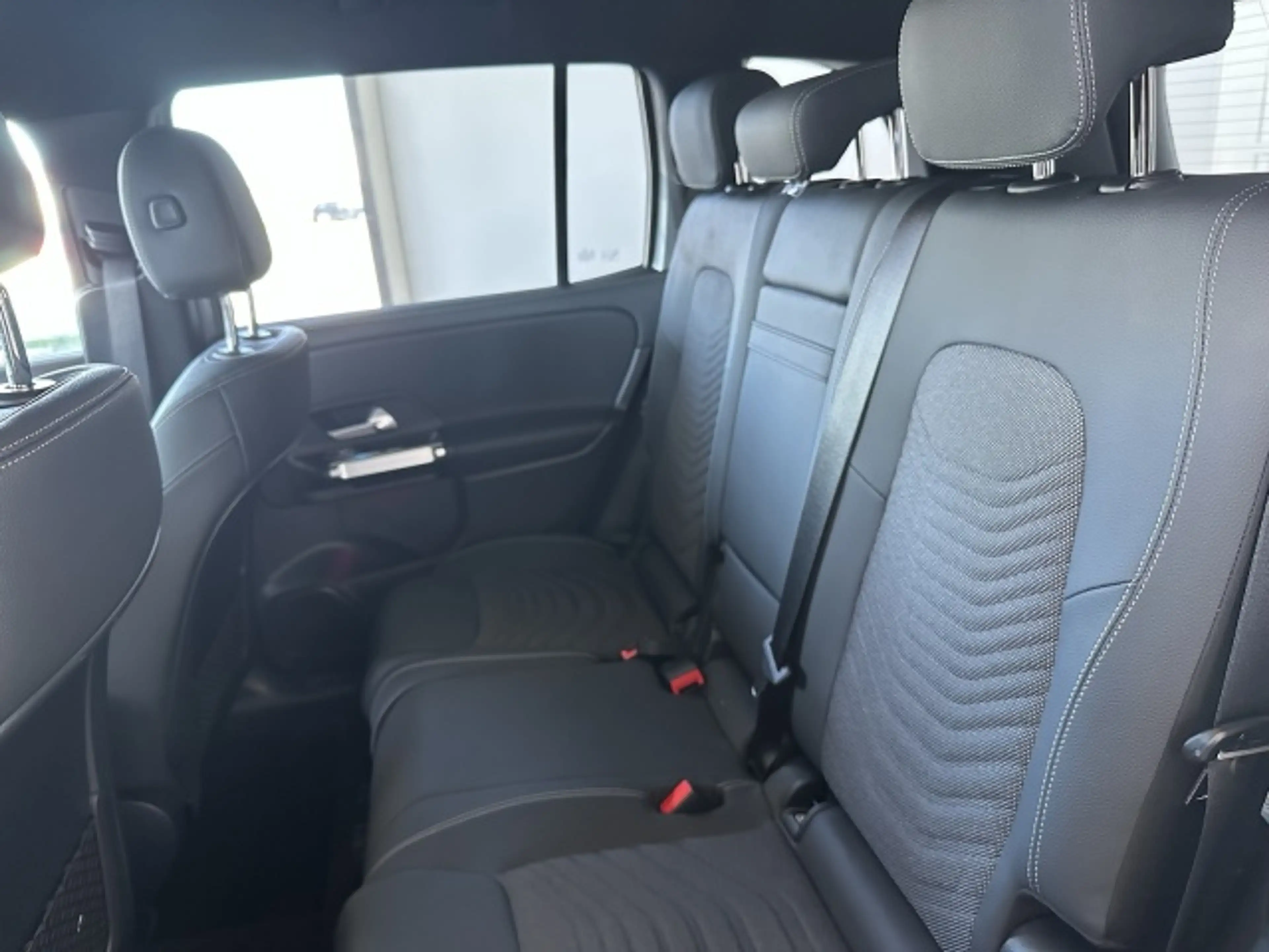 Mercedes-Benz EQB 300 EQB 300 4M Progessive DISTRONIC+TOTWINKEL+KAMERA — photo 12