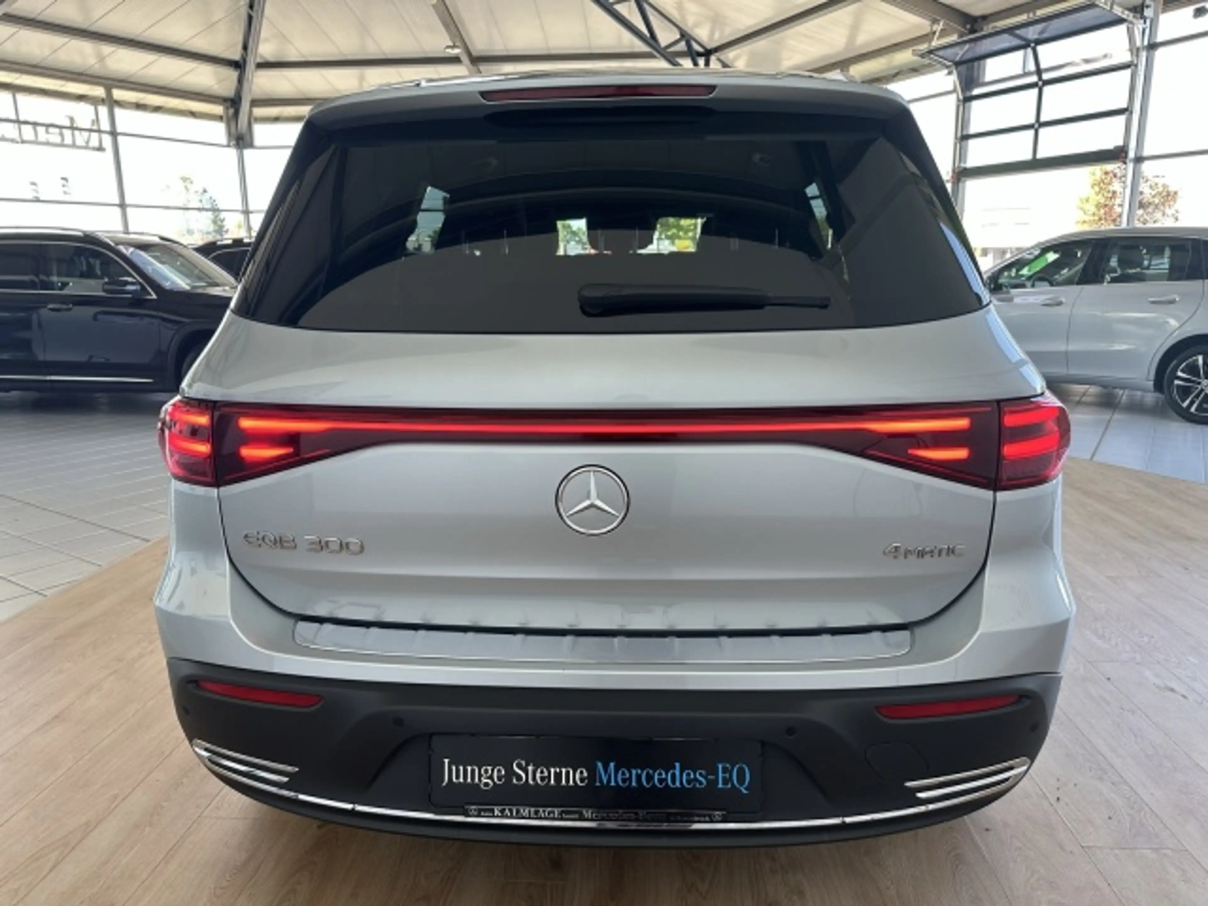 Mercedes-Benz EQB 300 EQB 300 4M Progessive DISTRONIC+TOTWINKEL+KAMERA — photo 7