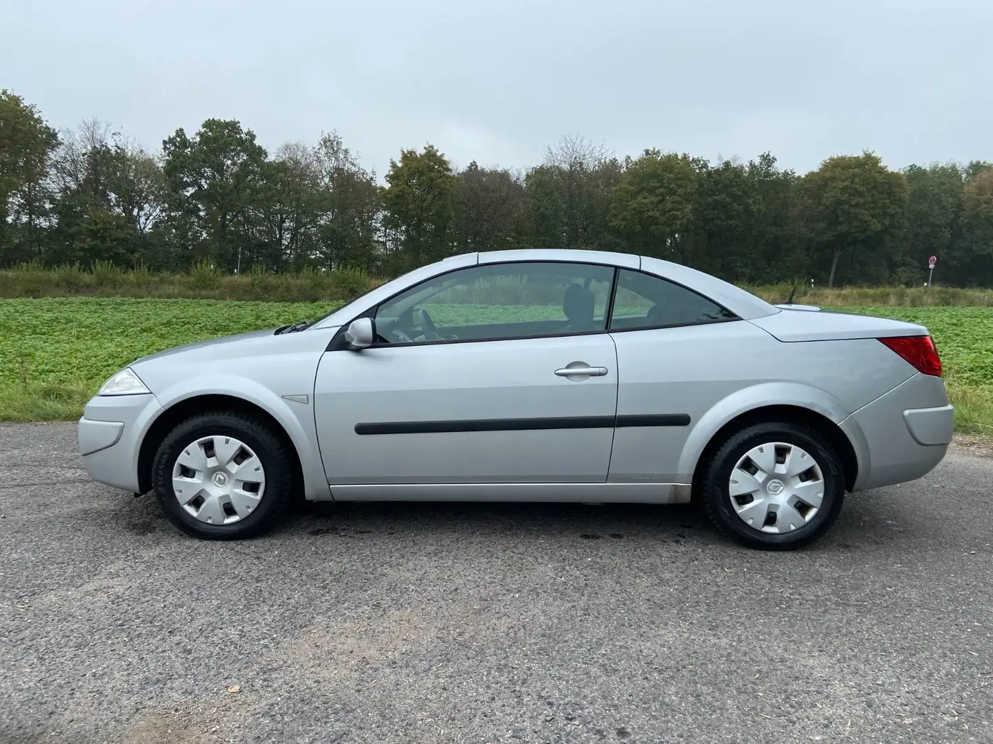 Renault Megane II Cabrio 1.6 Authentique Klima Gris - 2