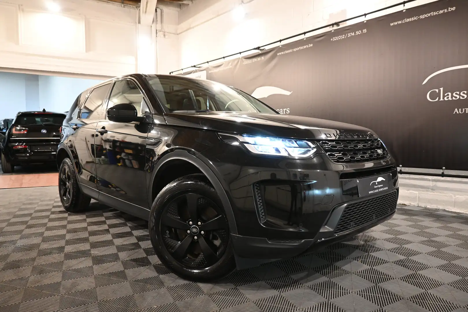 Land Rover Discovery Sport PHEV 1.5 Turbo 4WD P300e HSE / PANO / CAMERA /FULL Noir - 2