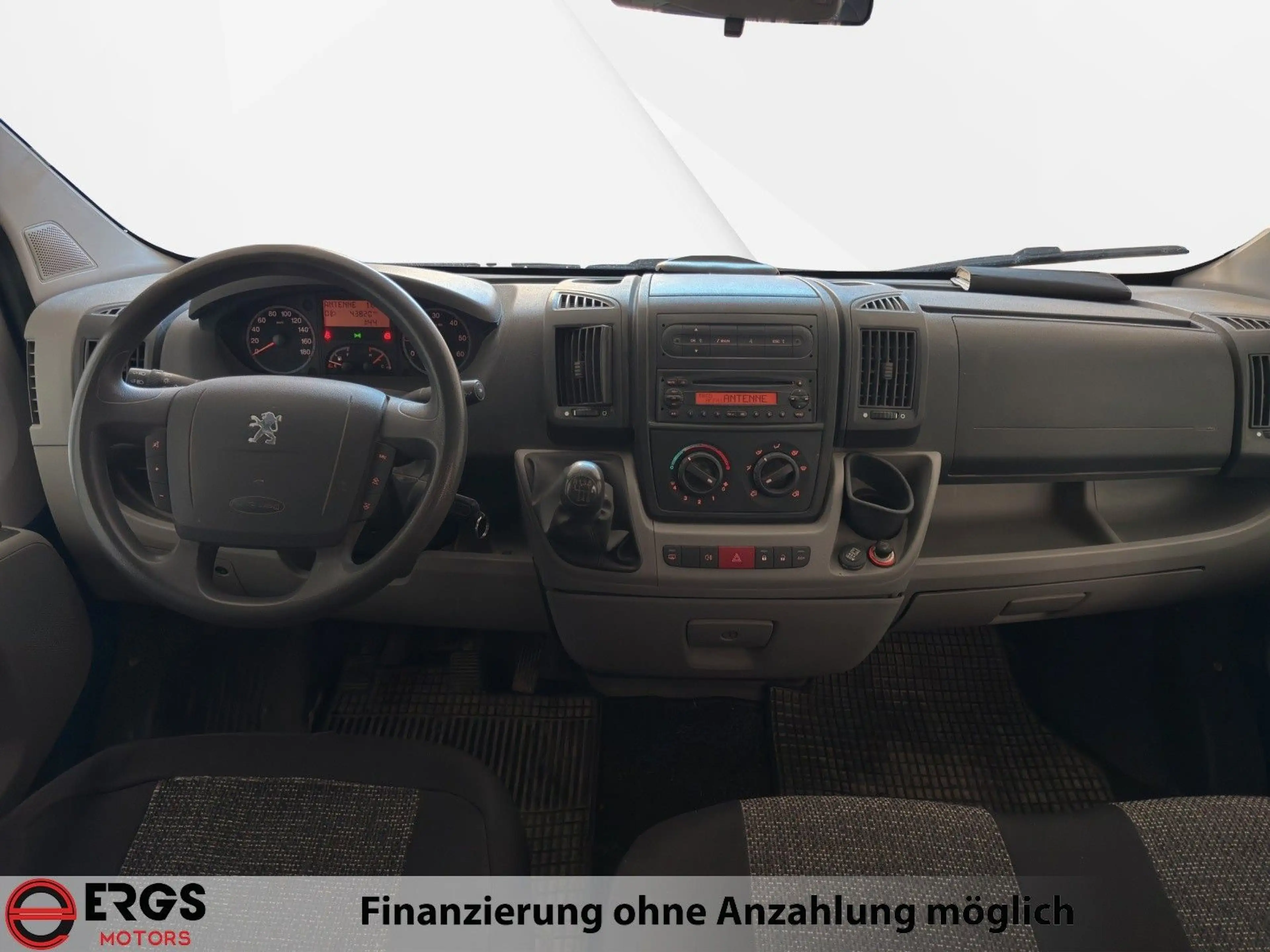 Peugeot Boxer 2.2 HDi Standart "1.Hand,6Sitzer,AHK,R-CAM — photo 10