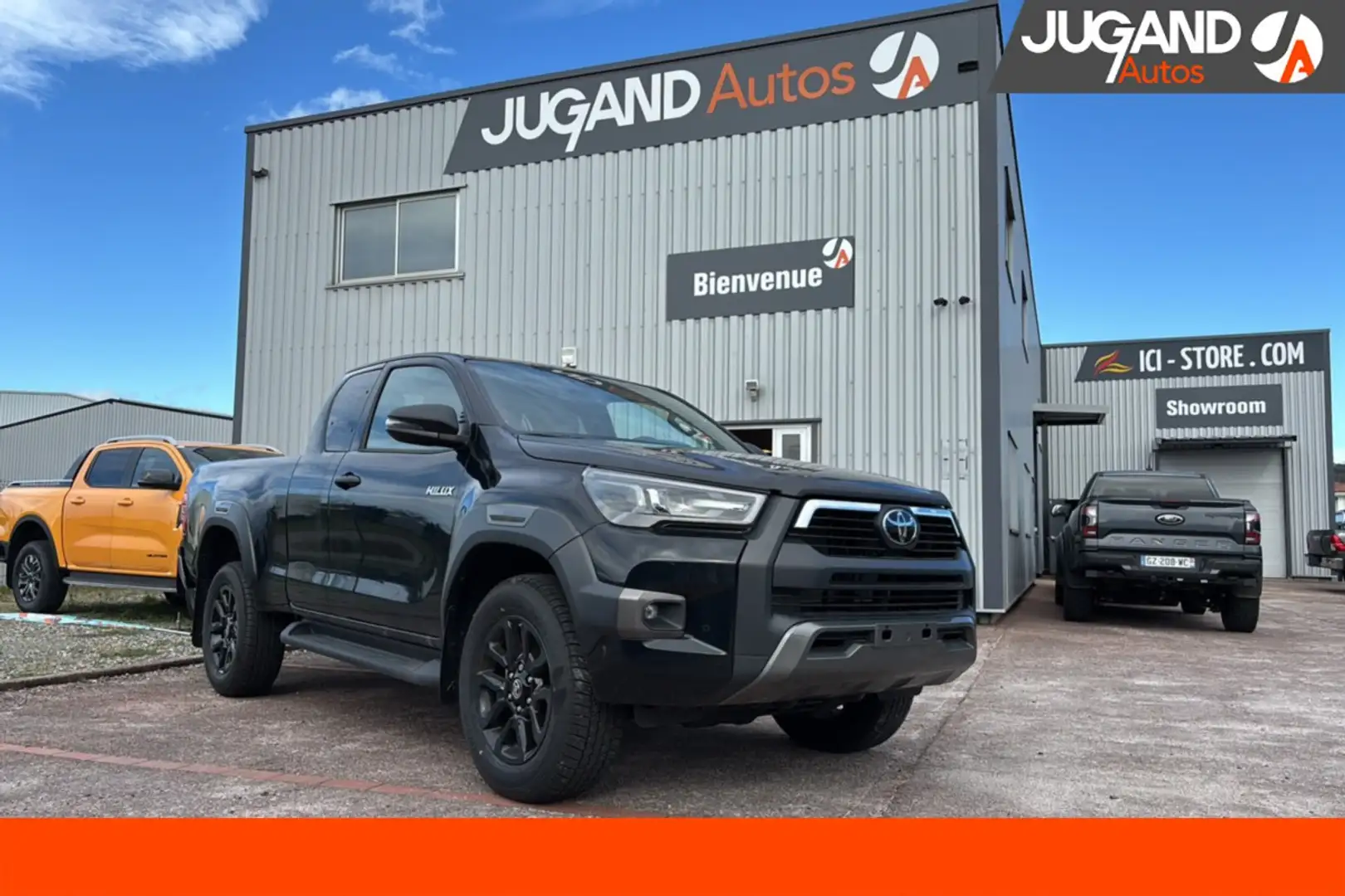 Toyota Hilux X-TRA D-4D 204 BVA INVINCIBLE Noir - 1