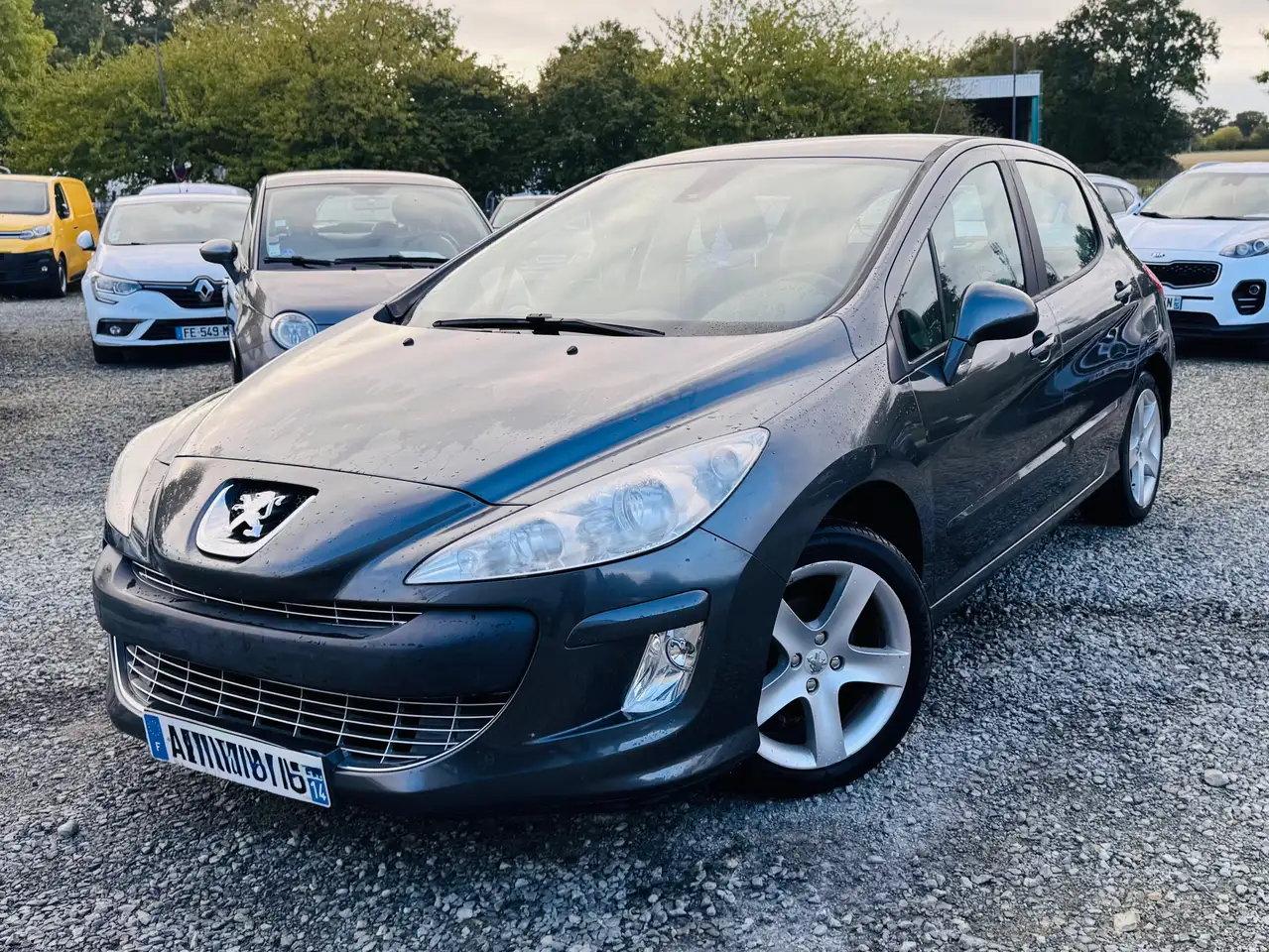 Peugeot 308 1.6 HDi 110ch FAP BVMP6 BLUE LION Premiu
