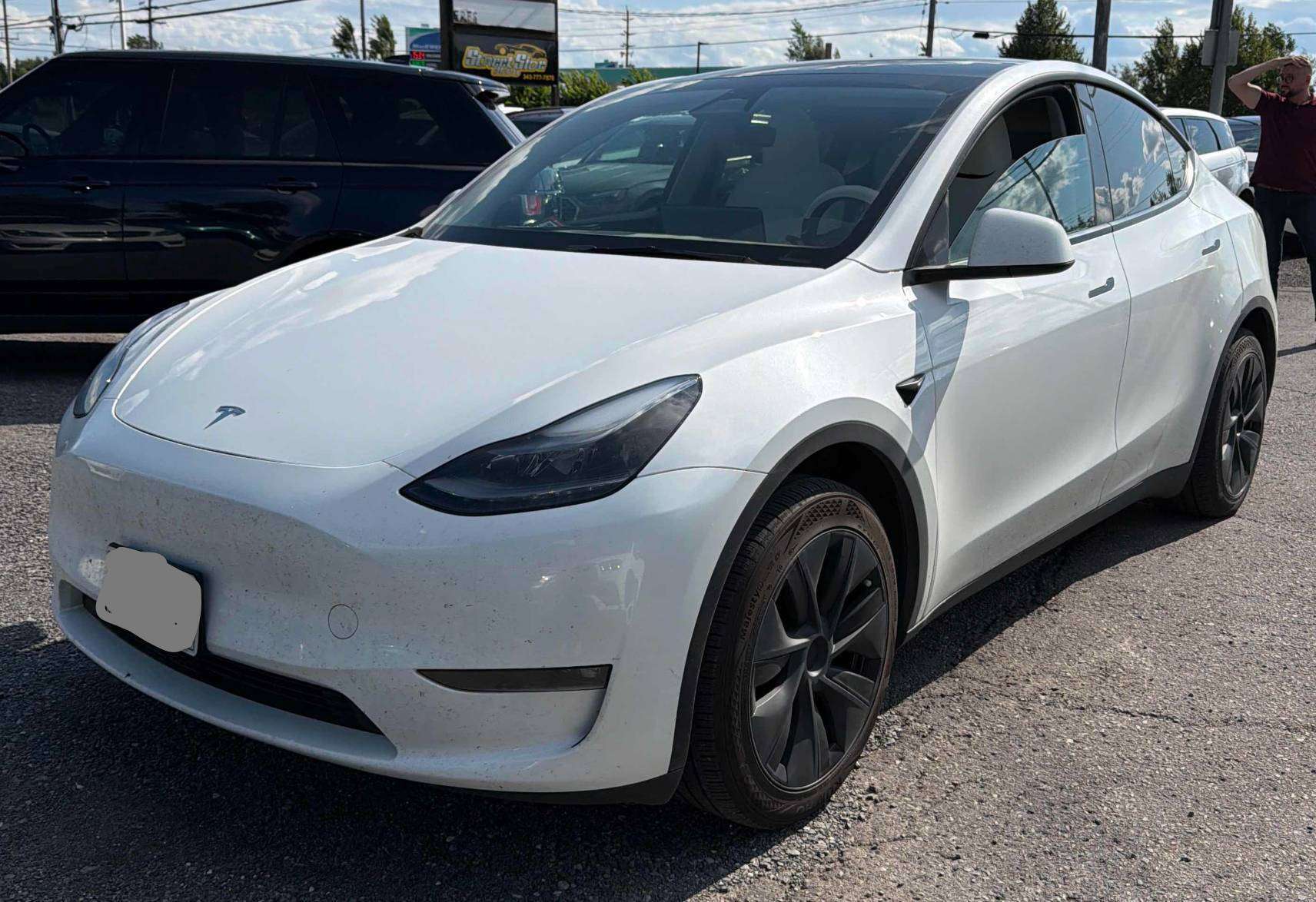 White 2024 Tesla Model Y SUV / Crossover All-Wheel Drive 1-Speed Automatic