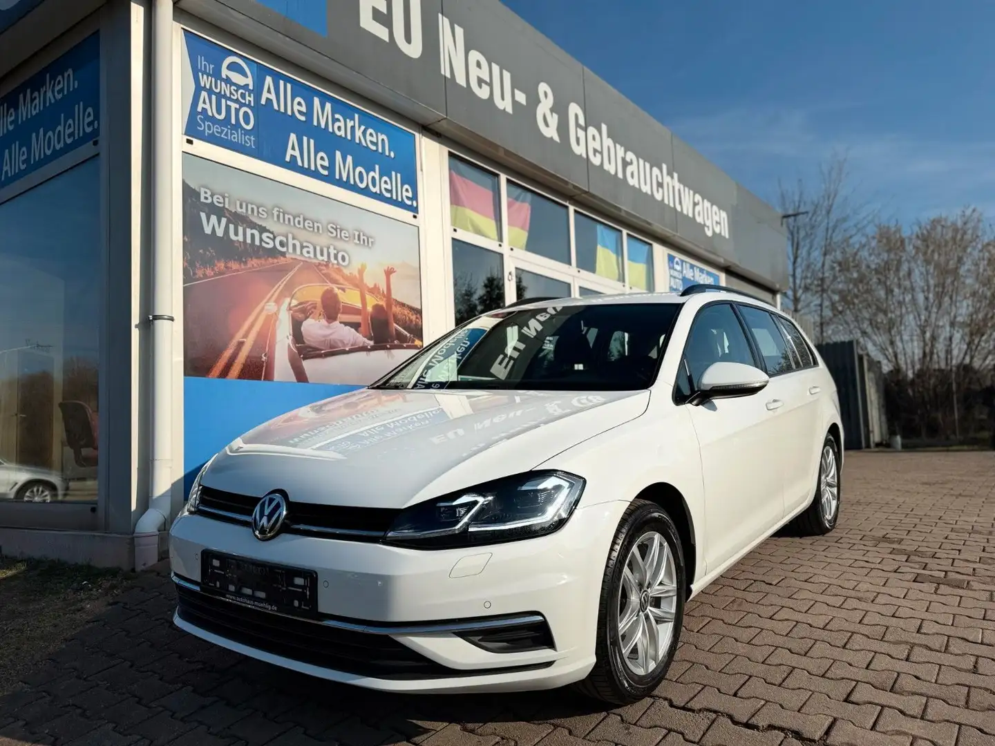 Volkswagen Golf VII Variant Comfortline BMT Weiß - 1