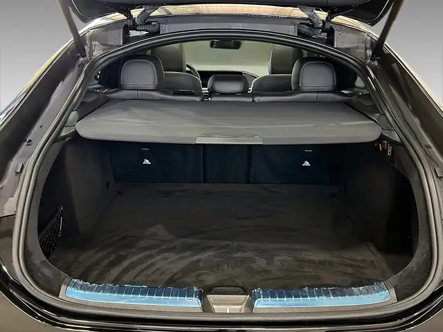 Mercedes-Benz 450 view 8
