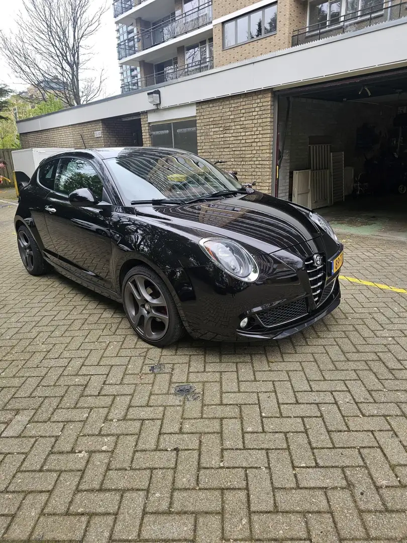 Alfa Romeo MiTo 1.4 T Distinctive Чорний - 1