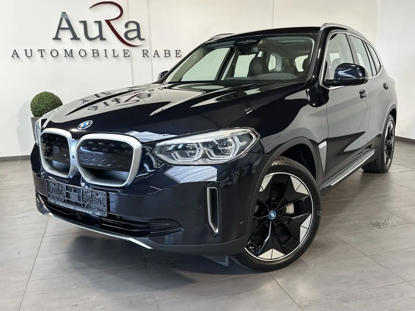 BMW X3 Impressive NAV+LED+H&K+360°+HEAD-UP+20ZO+1HD Czarny - 2