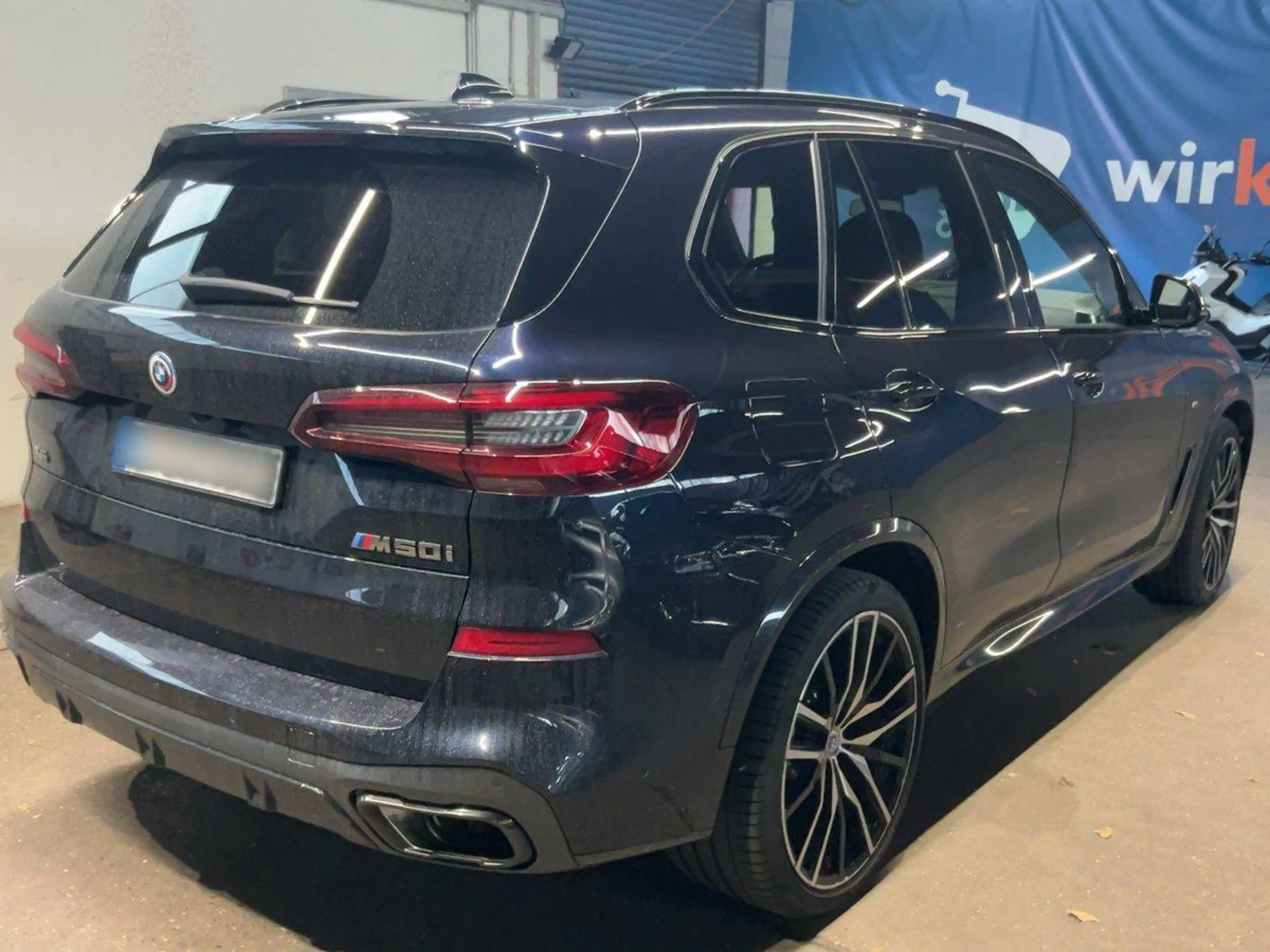 BMW X5 M M50 i — photo 2
