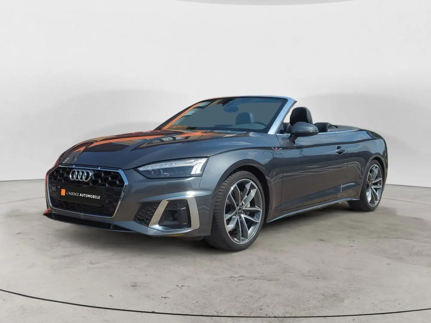 Audi A5 Cabriolet 40 TFSI S line Garantie 18 à 48 Mois Grijs - 2