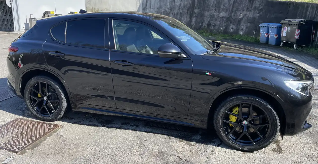 Alfa Romeo Stelvio 2021