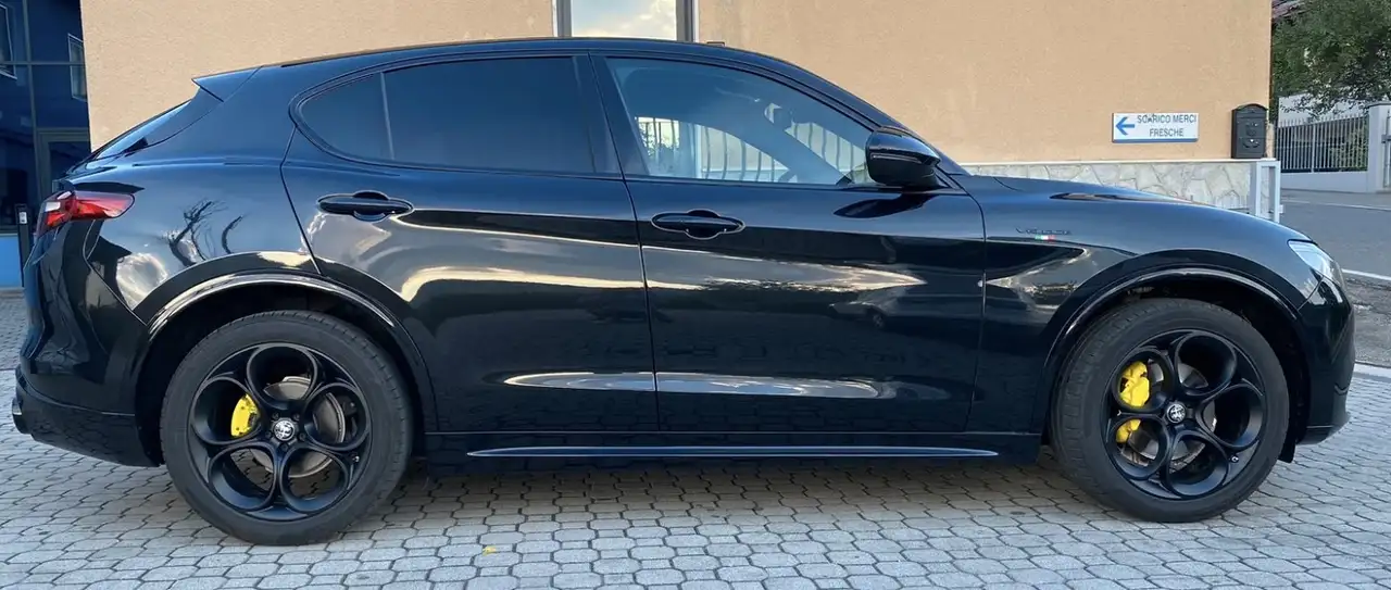 Alfa Romeo Stelvio 2021