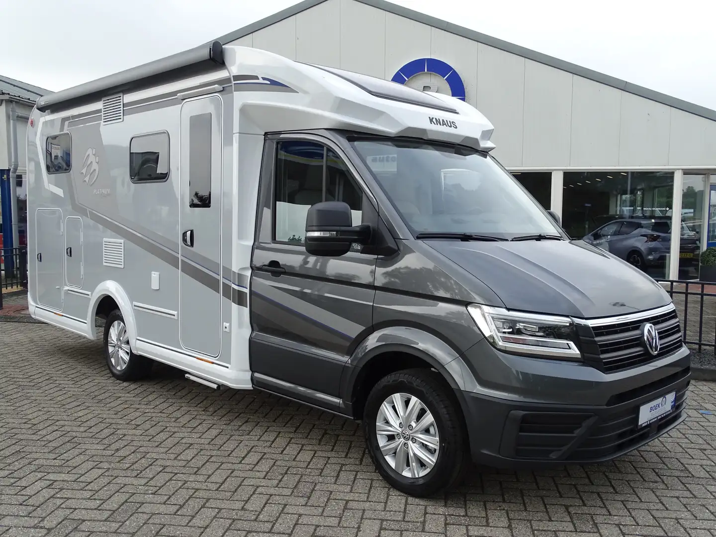 Knaus VAN TI Plus 650 MEG PLAT. SELECTION 177 PK DSG LUC Grijs - 1