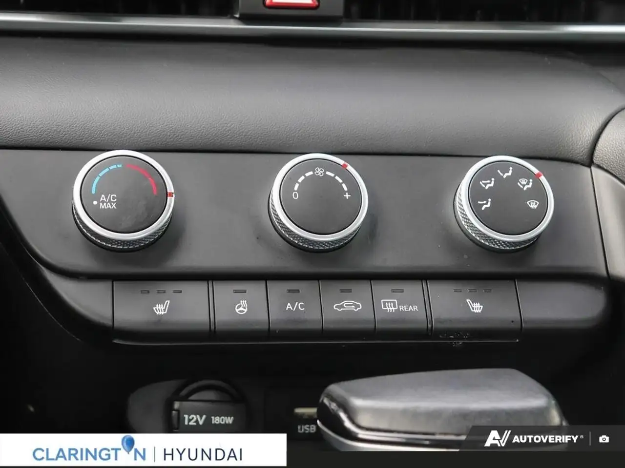 Hyundai ELANTRA снимка Hyundai ELANTRA