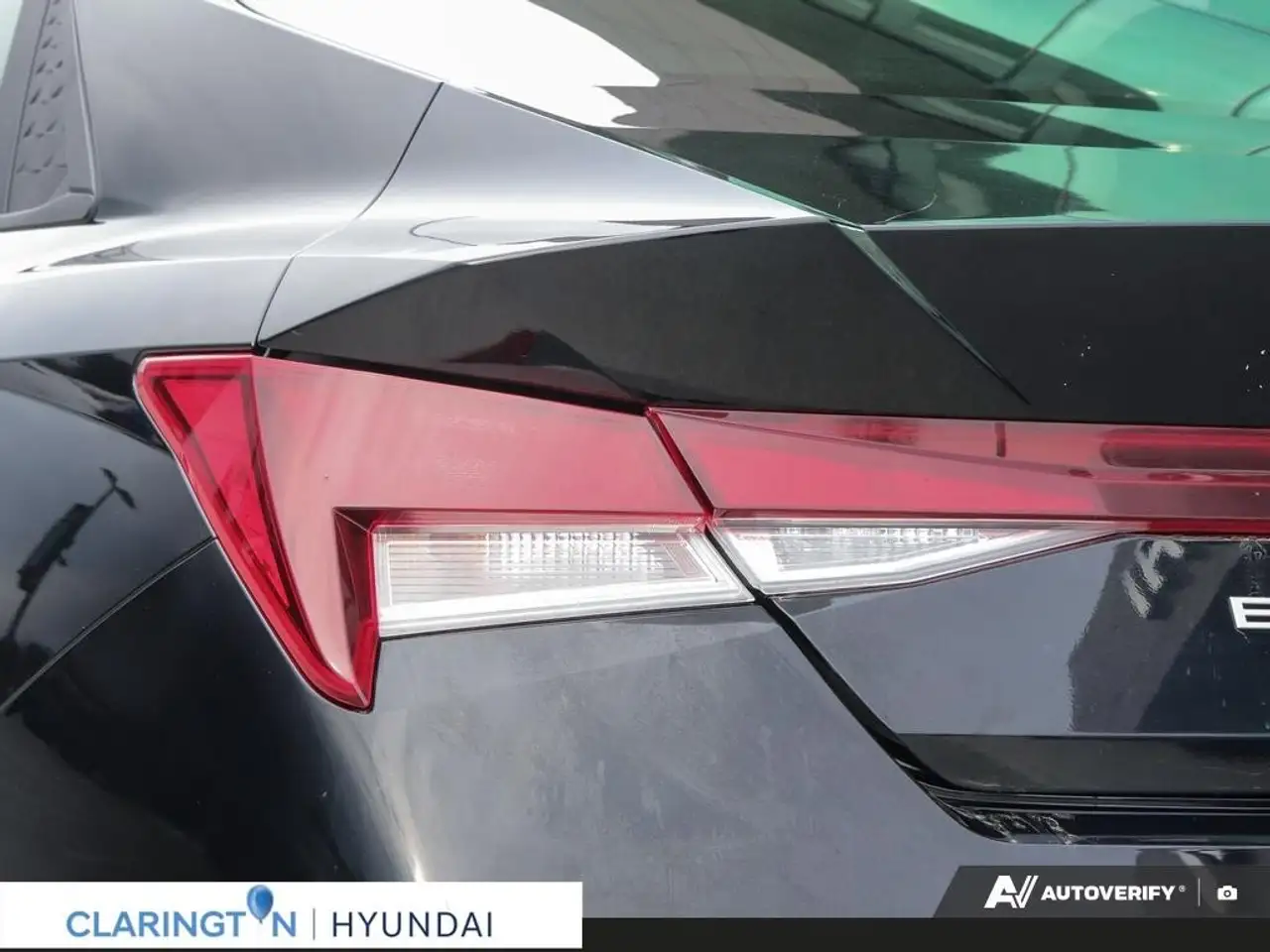 Hyundai ELANTRA снимка Hyundai ELANTRA