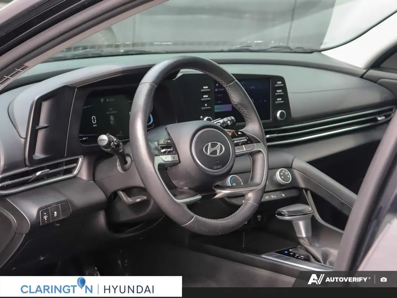 Hyundai ELANTRA снимка Hyundai ELANTRA