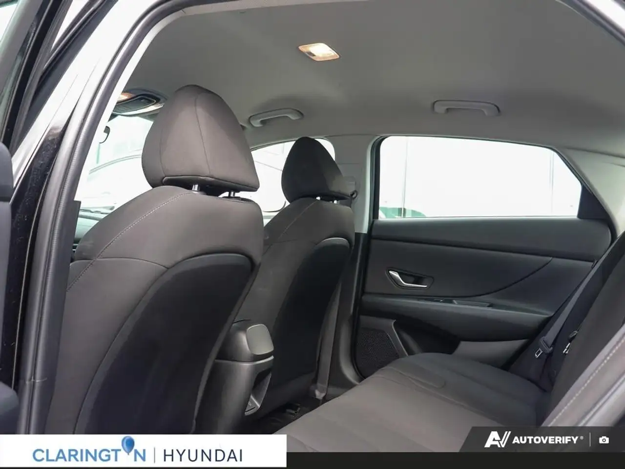 Hyundai ELANTRA снимка Hyundai ELANTRA