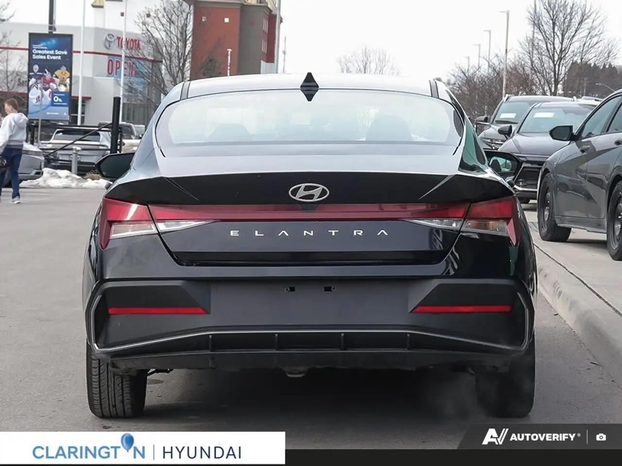 Hyundai ELANTRA снимка Hyundai ELANTRA