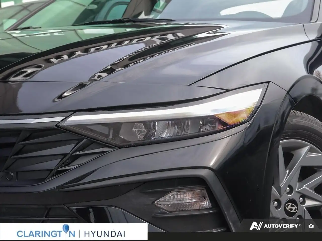 Hyundai ELANTRA снимка Hyundai ELANTRA