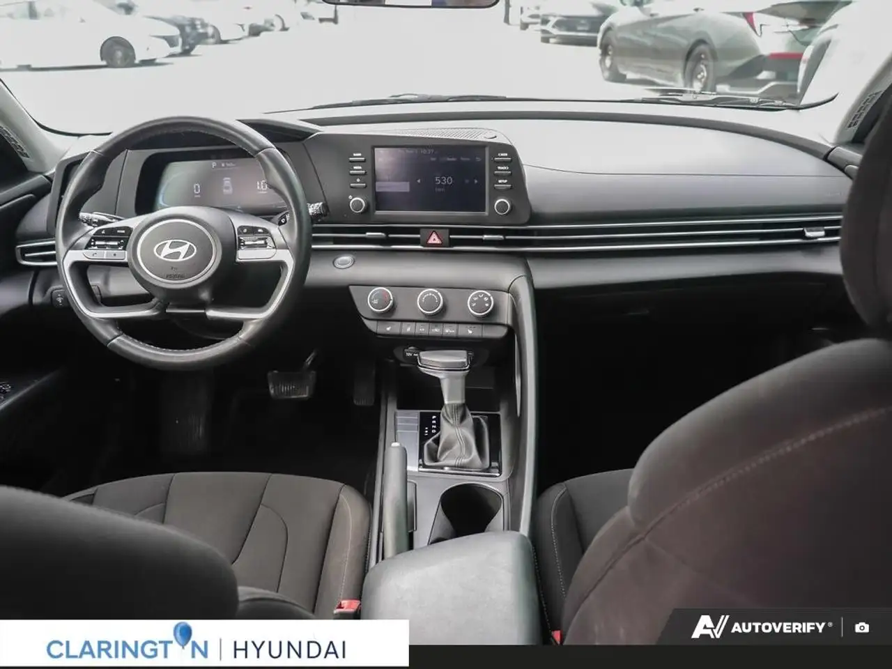 Hyundai ELANTRA снимка Hyundai ELANTRA