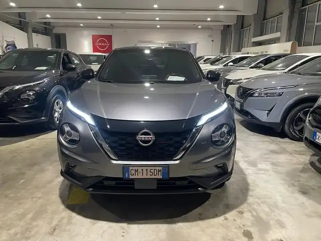 Nissan Autres *