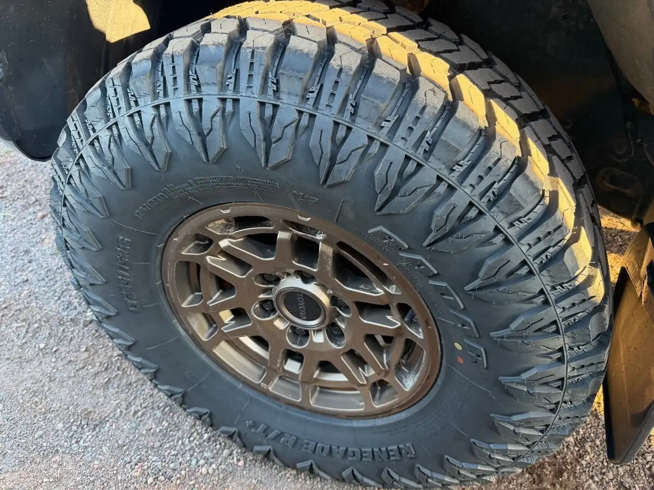 Toyota Tacoma снимка Toyota Tacoma