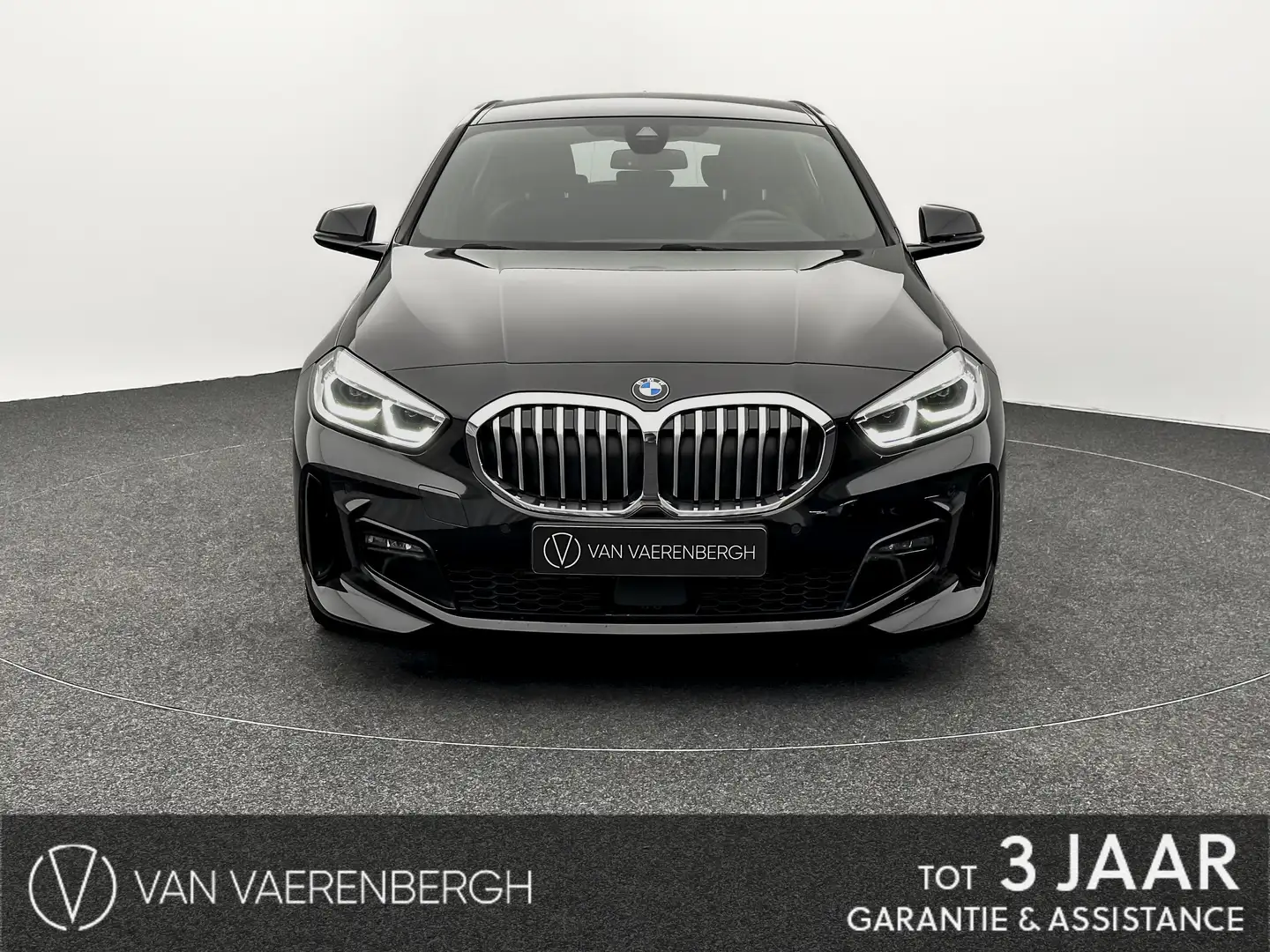 BMW 120 iA M-Sport 178pk * Navi|LED|Leather|Head-up Zwart - 2