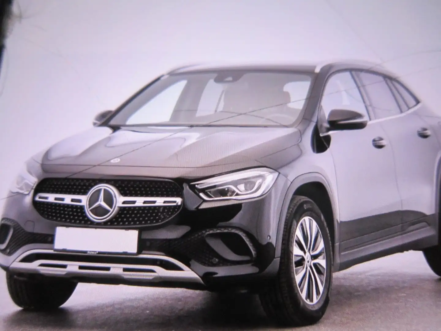 Mercedes-Benz GLA 180 GLA 180 d (247.710) Noir - 1
