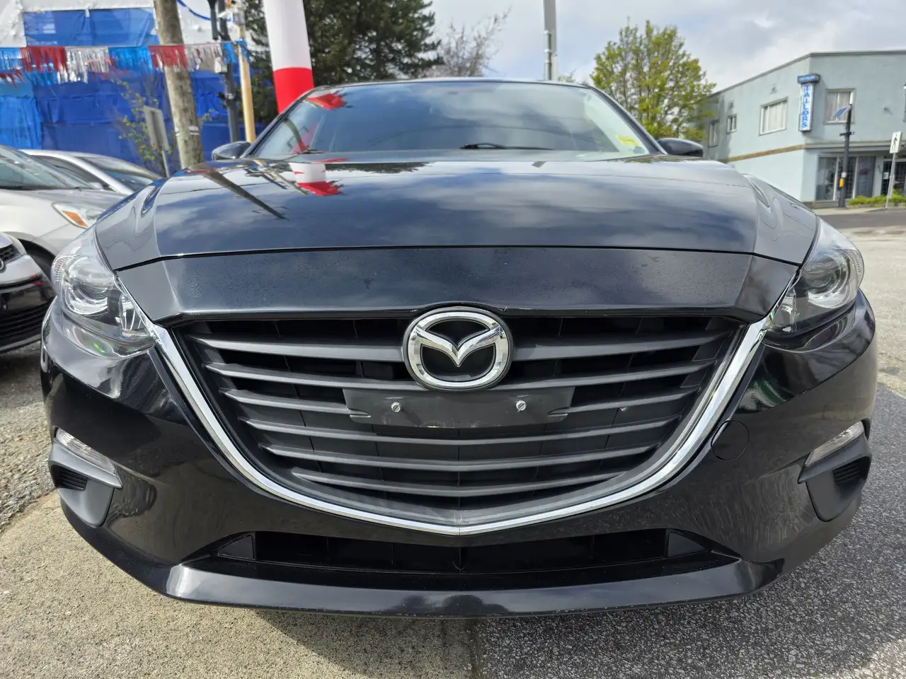 Mazda 3 снимка Mazda 3