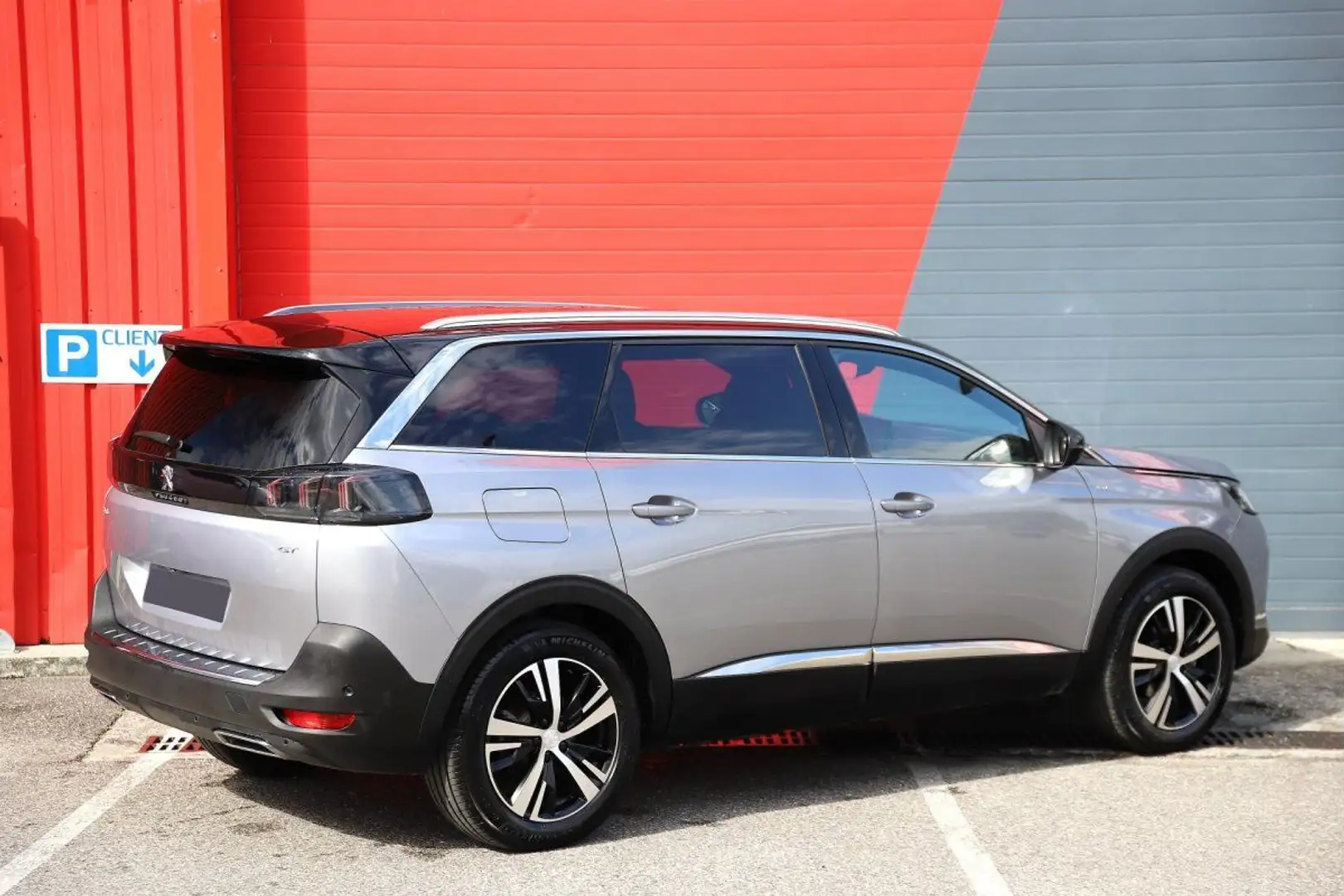 Peugeot 5008 1.2i Hybrid 136 e-DCS6 Gris - 2