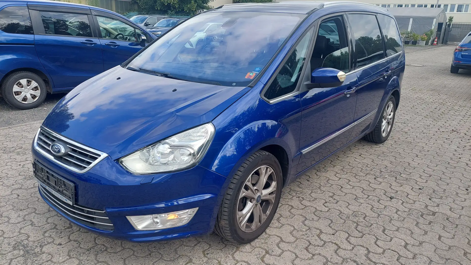 Ford Galaxy Galaxy Diesel 2.0 TDCi DPF Titanium Bleu - 2