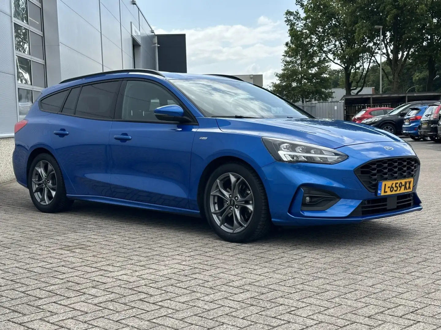 Ford Focus Wagon 1.5 EcoB. ST Line Comf-TechPack 1500AHG Blauw - 2