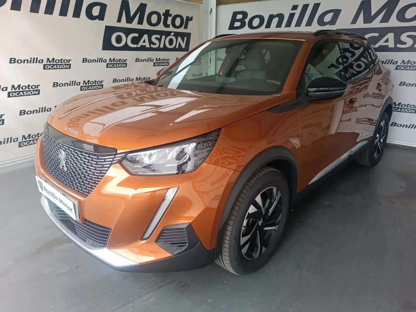 Peugeot 2008 1.5BlueHDi S&S Allure EAT8 130 Orange - 1