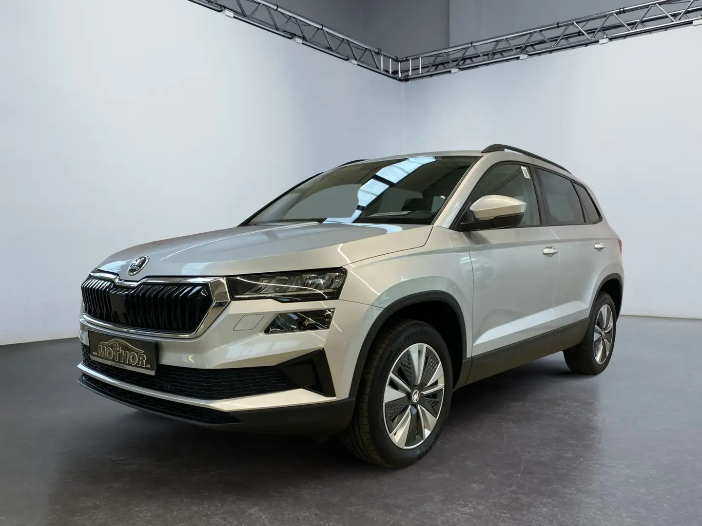 Skoda Karoq Ambition 2.0 TDI DSG Tempomat Smartlink Silber - 2