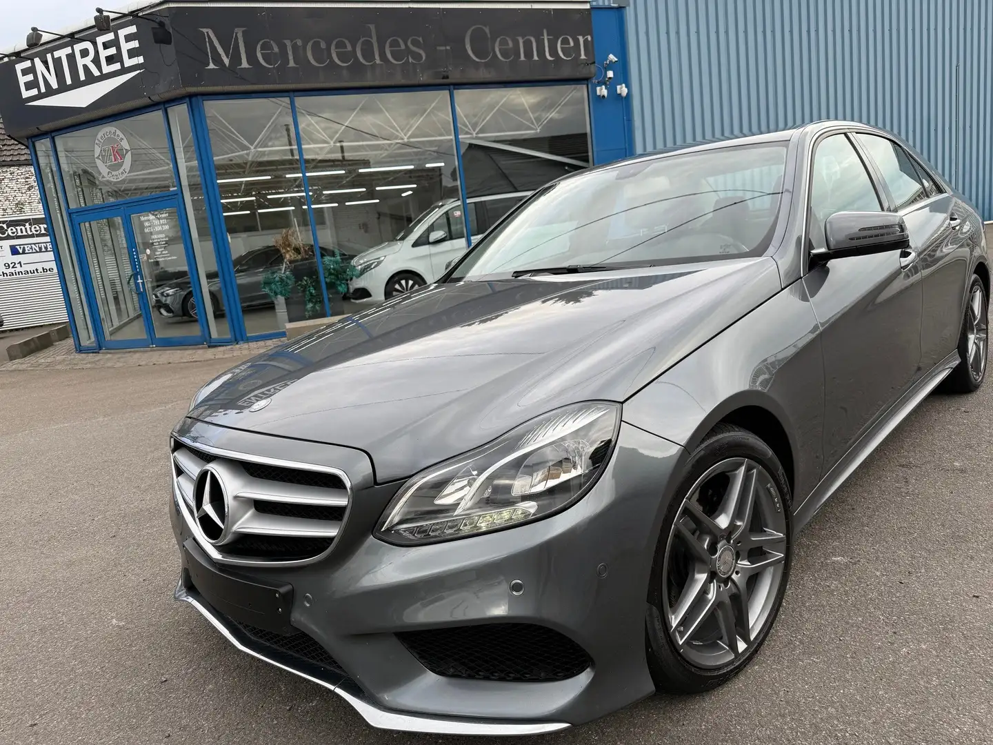 Mercedes-Benz E 200 CDI BLUETEC * PACK AMG * CUIR *CAMERA *AUTOMATIQUE Grijs - 1