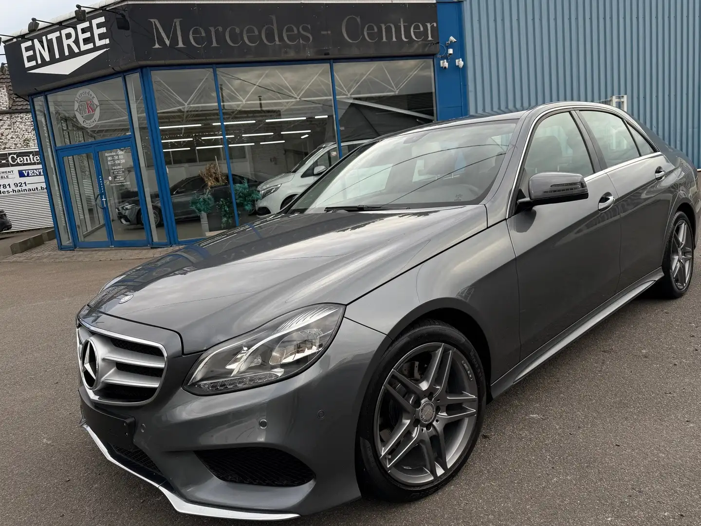 Mercedes-Benz E 200 CDI BLUETEC * PACK AMG * CUIR *CAMERA *AUTOMATIQUE Grijs - 2