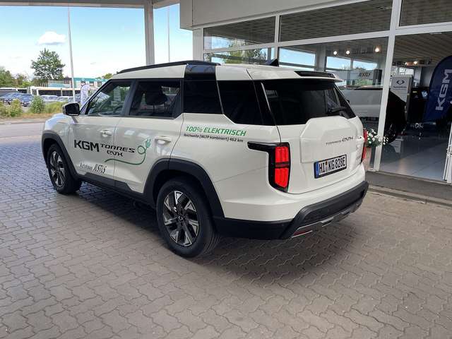 KGM Torres EVX Bliss