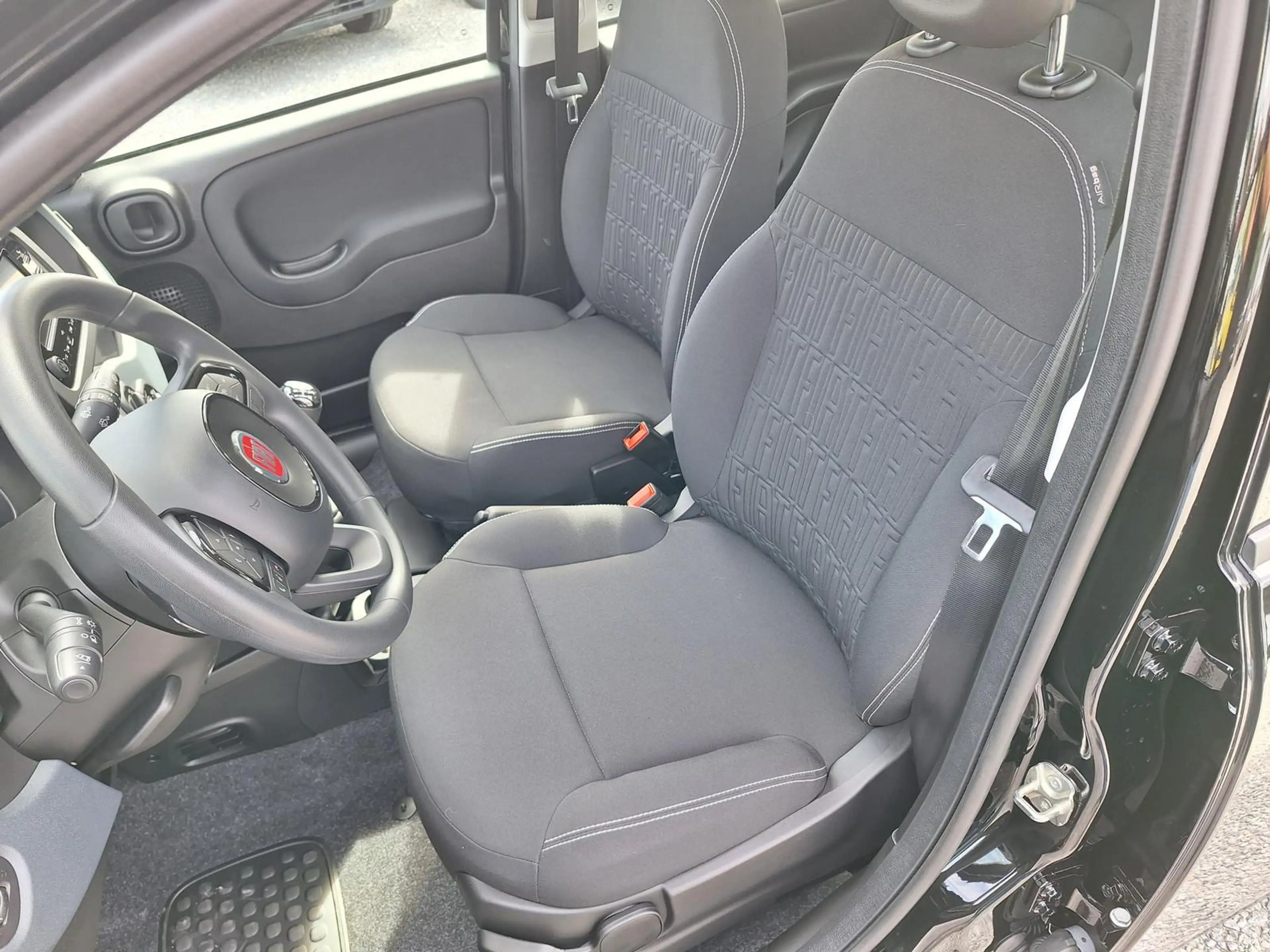 Fiat Panda Pandina Pop 1.0 Hybrid | Klima | PDC | Tempomat — photo 2