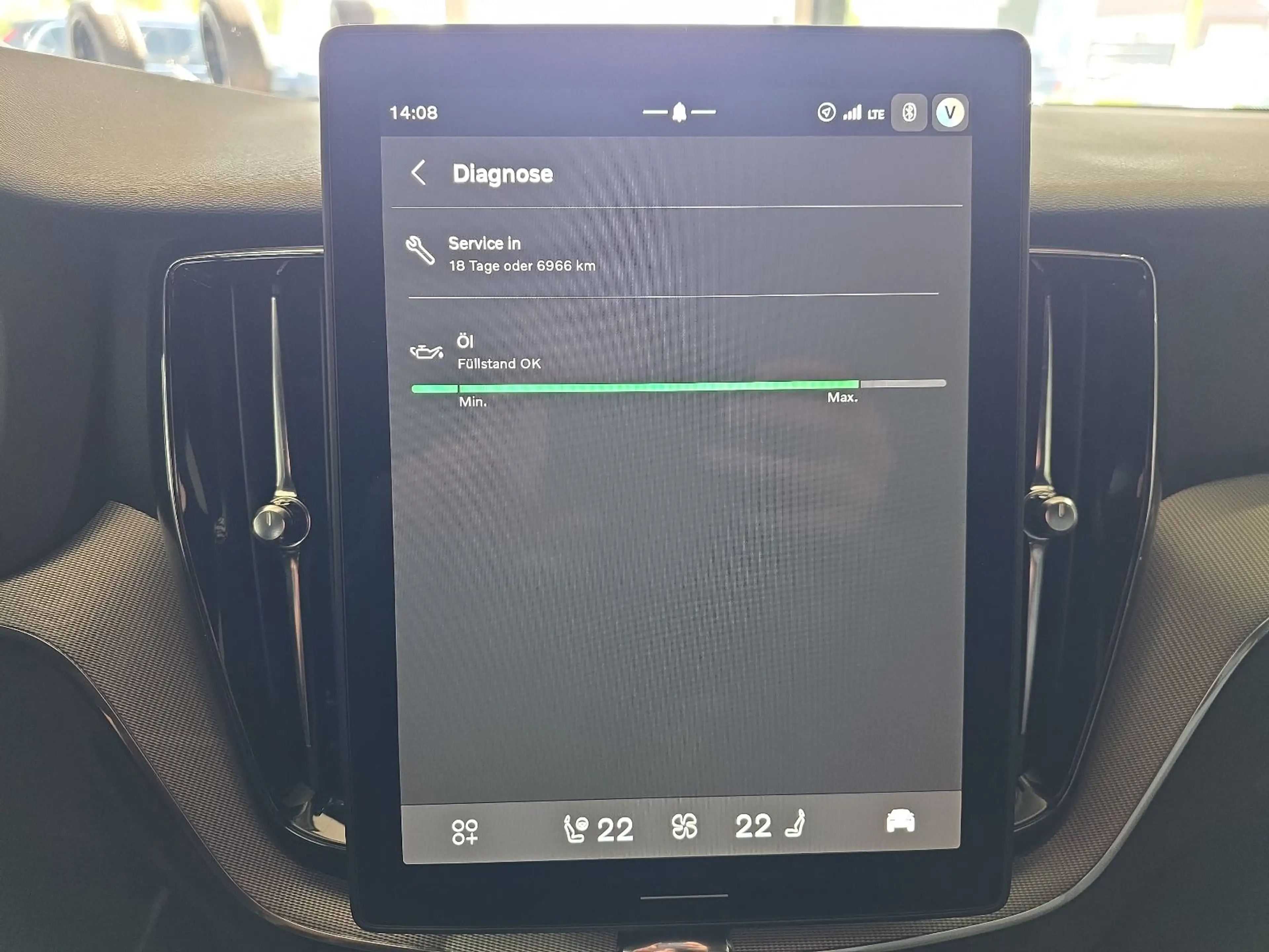 Volvo XC60 T8 Plus Black Edition Recharge AWD ACC 360° — photo 29