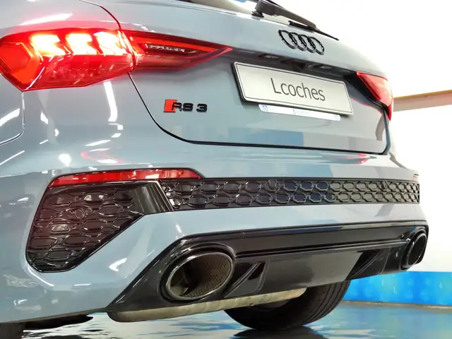 Audi RS3 view 11