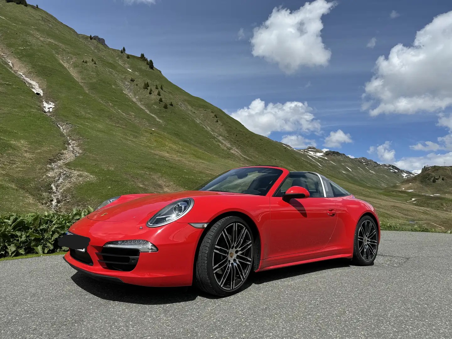 Porsche 991 911 Targa 4S PDK Rot - 1