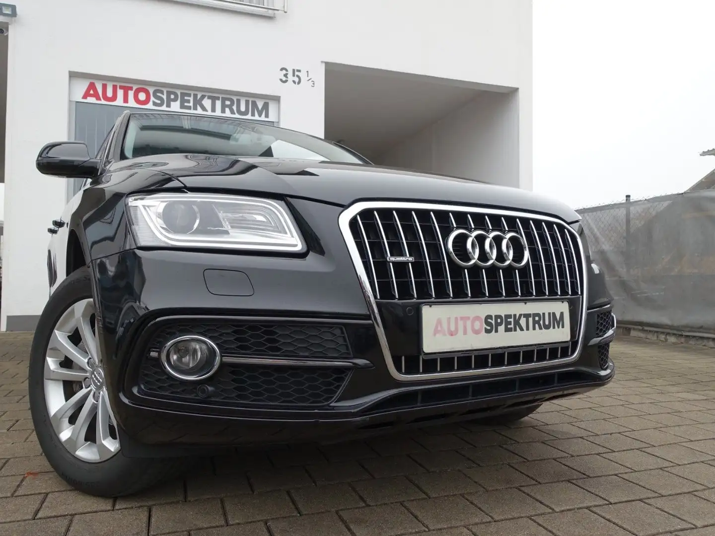 Audi Q5 2.0 TDI  quattro S-LINE Schwarz - 1