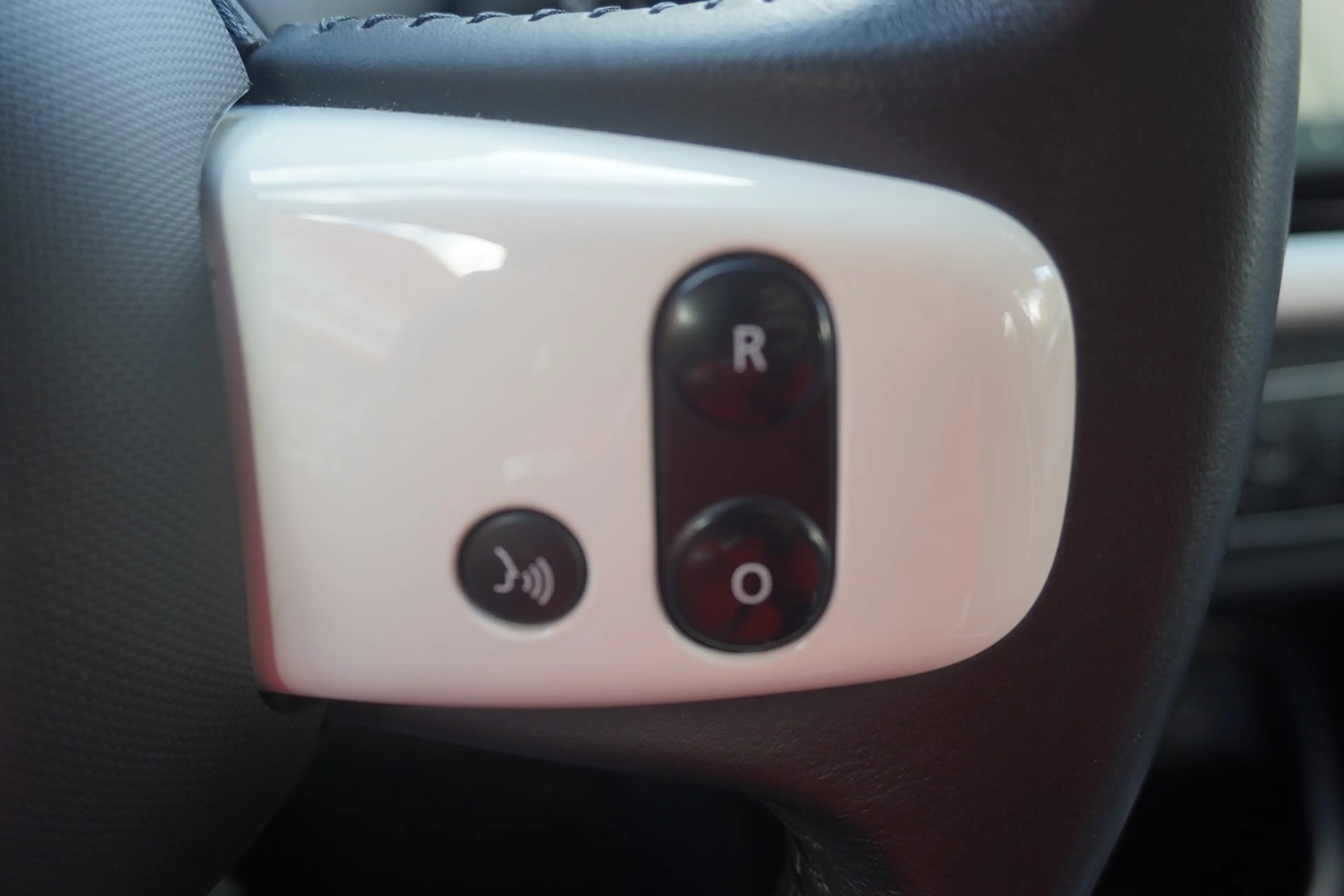 Renault Twingo Vibes Electric Sitzheizung Kamera Navi — photo 15
